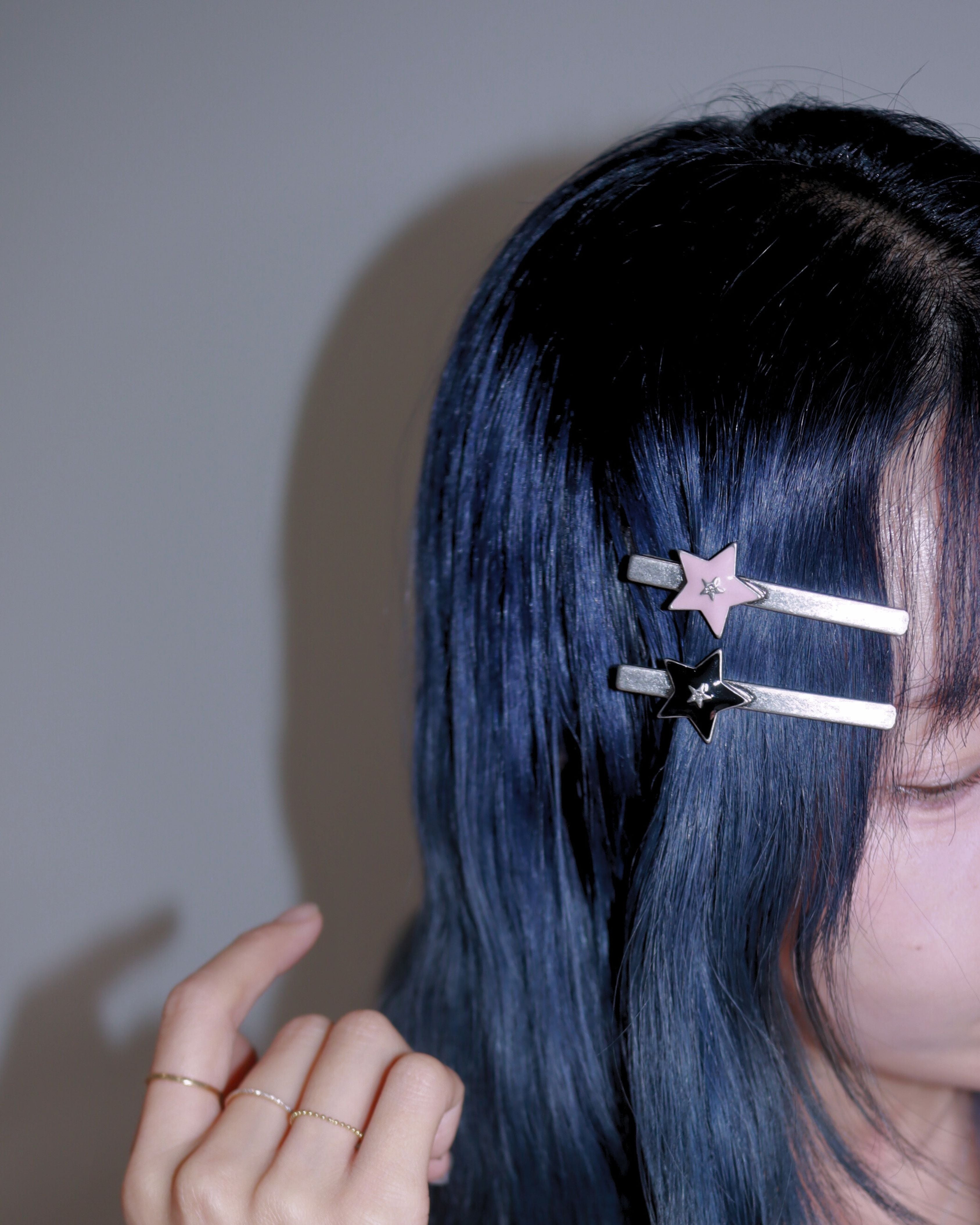 Minimal Retro Star Accent Slim Metal Hair Pin