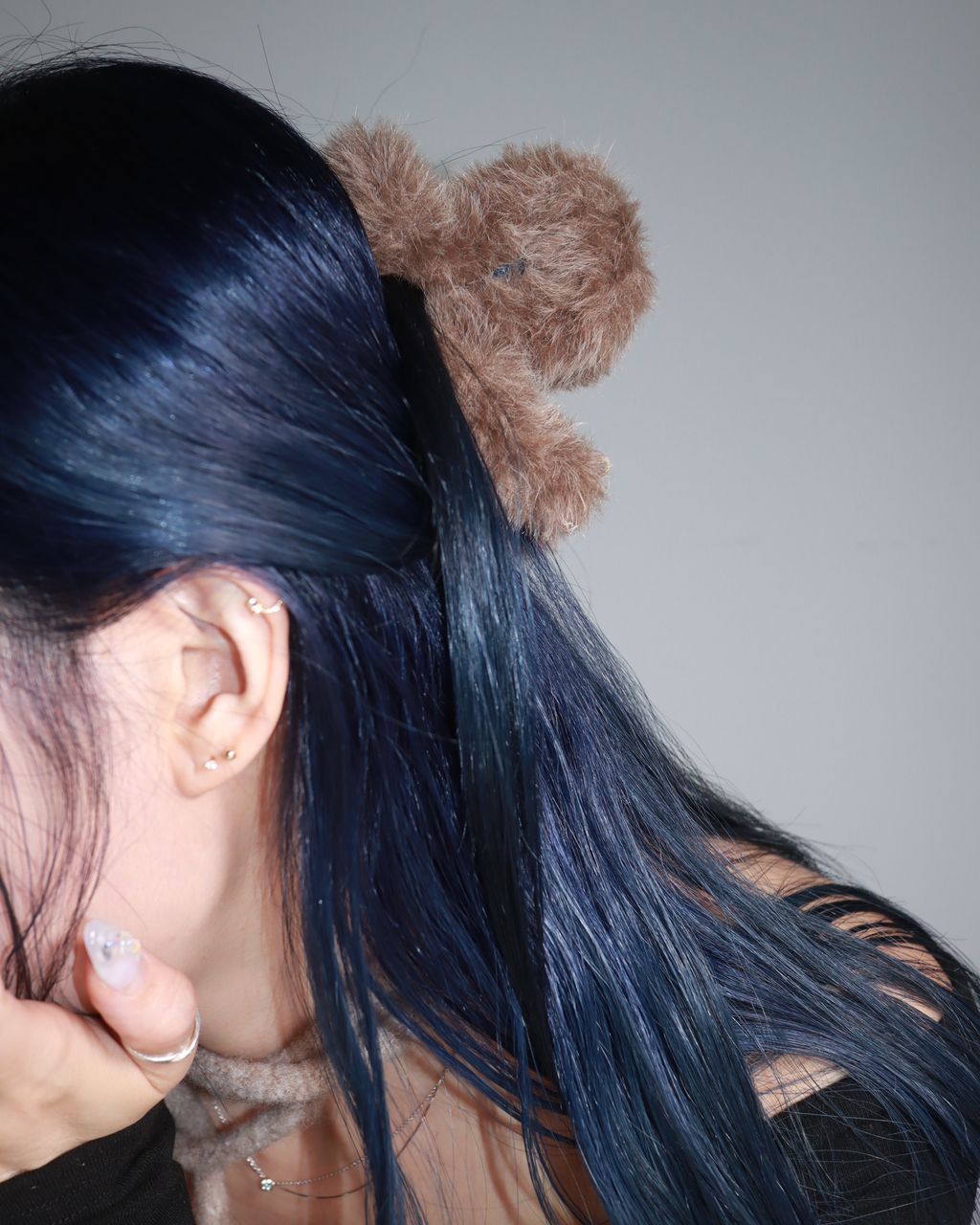 Fluffy faux fur minimal hair clip