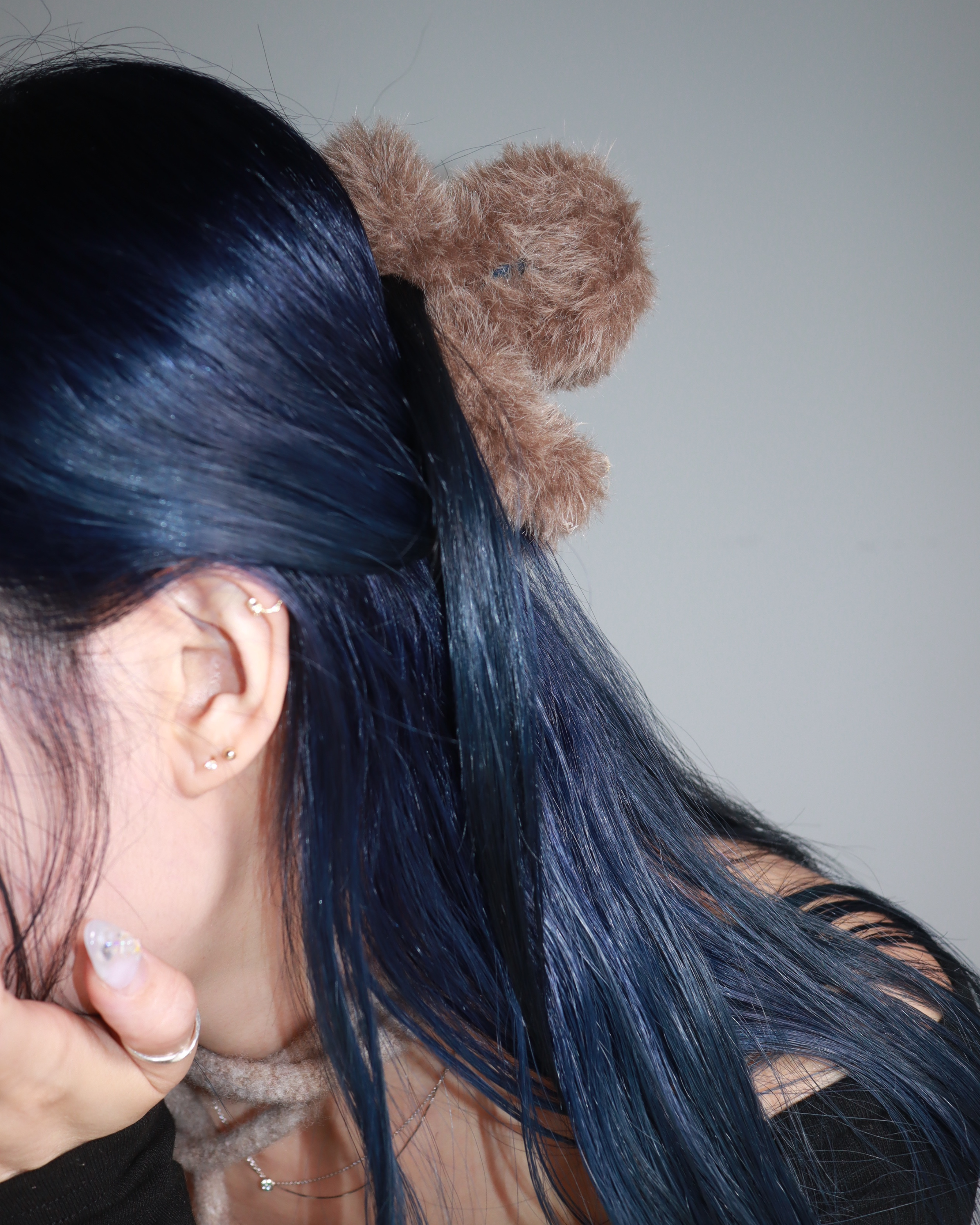 Fluffy faux fur minimal hair clip