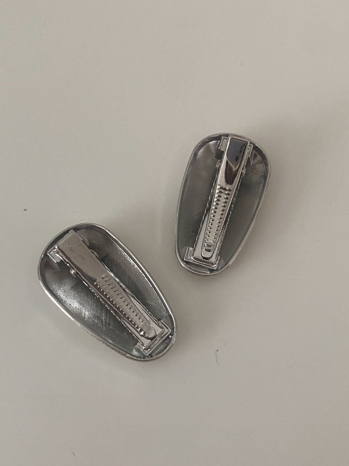 Minimal silver pebble hair clip pin set of 2